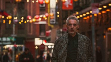 Ένας κλασικός πορτοφολάς αντιμέτωπος με τα κρυπτονομίσματα στο The Only Living Pickpocket in New York (trailer)