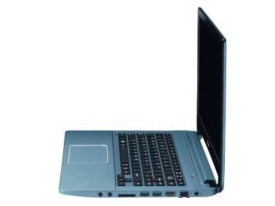 Toshiba Satellite U940 Image 02