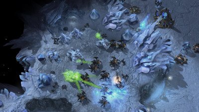 StarCraft II: Heart of the Swarm Image 03