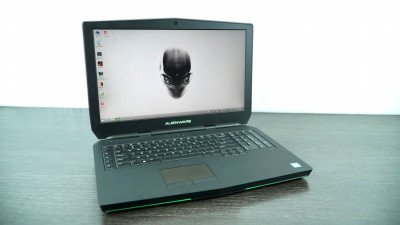 Alienware 17 Image 1