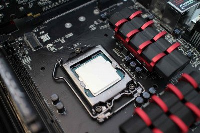 Intel Core i7 4790k Image 02