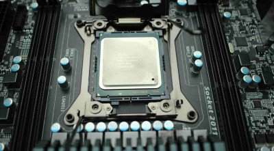 Intel Core i7 4930K Image 04
