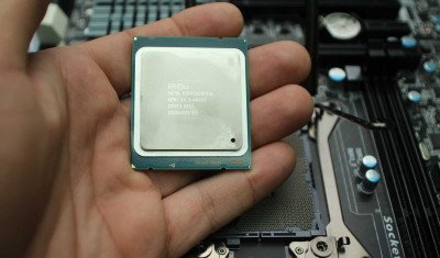 Intel Core i7 4930K Image 05