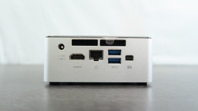 Intel NUC NUC6i3SYH Image 1