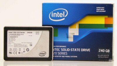 Intel SSD 520 240GB Image 01