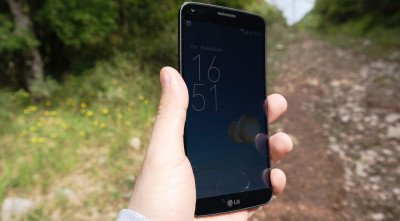LG G Flex Image 2