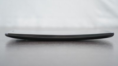 LG G Flex 2 Image 2