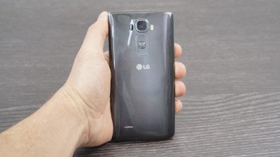 LG G Flex 2 Image 3