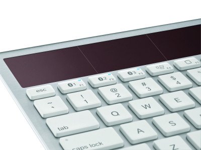 Logitech Wireless Solar Keyboard k760 Image 04