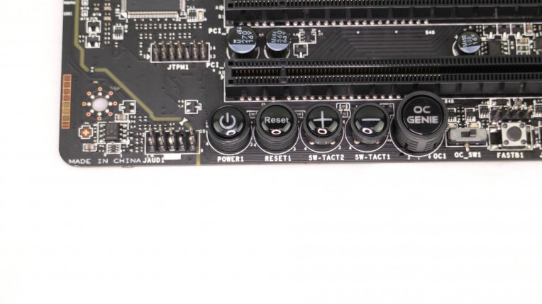 MSI X99S MPOWER Image 1