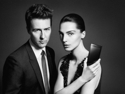 PRADA phone by LG 3.0 Image 07