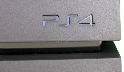 PS4 Hardware Image 01