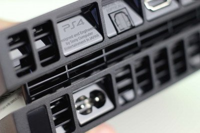 PS4 Hardware Image 06