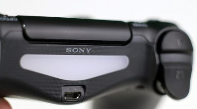 PS4 Hardware Image 15