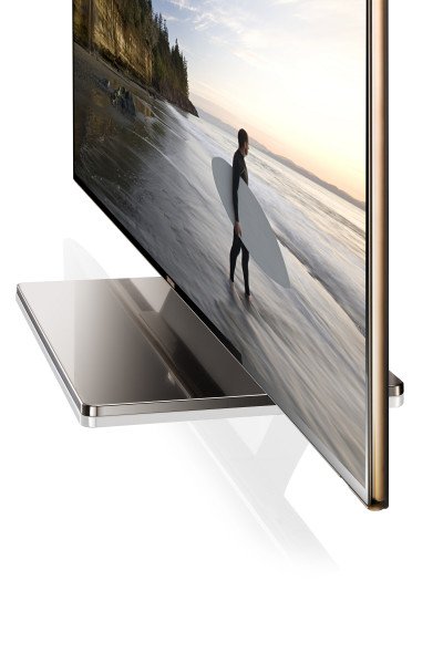 Samsung ES9000 Smart TV Image 01