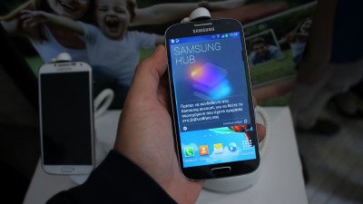 Το Samsung Galaxy S4 στην Ελλάδα με Hands On Photos Image 11