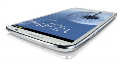 Samsung Galaxy S III Image 02
