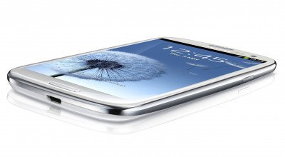 Samsung Galaxy S III Image 06