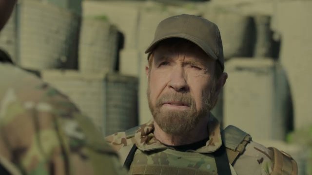 Ο Chuck Norris επανέρχεται στη δράση με την ταινία Agent Recon (trailer)