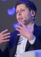 Sam Altman: “Η AI κοντά στο να λειτουργεί ως τζίνι που θα εκπληρώνει κάθε ευχή”