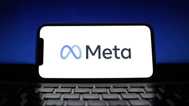Η Meta αλλάζει δομή με απολύσεις και μεταθέσεις και δίνει έμφαση στο AI
