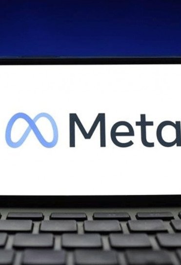 Η Meta αλλάζει δομή με απολύσεις και μεταθέσεις και δίνει έμφαση στο AI