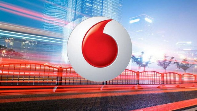 Άρχισαν τα όργανα: Η Vodafone προχωρά σε αυξήσεις τιμών για συμβόλαια ιδιωτών και επαγγελματιών!