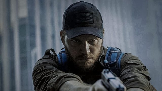 Ο Chris Pratt αντιμέτωπος με την A.I. Δικαστή Rebecca Ferguson στο δικαστικό sci-fi θρίλερ Mercy (trailer)