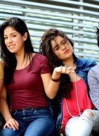 Ολοένα και περισσότεροι νέοι ορίζουν διαφορετικά τη σεξουαλικότητά τους