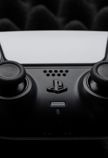 Black Friday: Η Sony ρίχνει τις τιμές των DualSense και DualSense Edge controllers του PS5