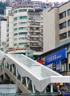 Η Κίνα έφτιαξε τις μεγαλύτερες κυλιόμενες σκάλες, που θυμίζουν κάτι από Marvel! (video)