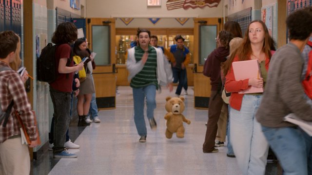 Ο πιο αθυρόστομος αρκούδος της τηλεόρασης επιστρέφει με τον δεύτερο κύκλο του Ted (trailer)